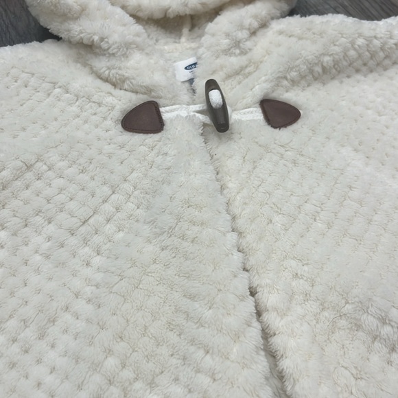 Soft toddler poncho - Picture 2 of 5